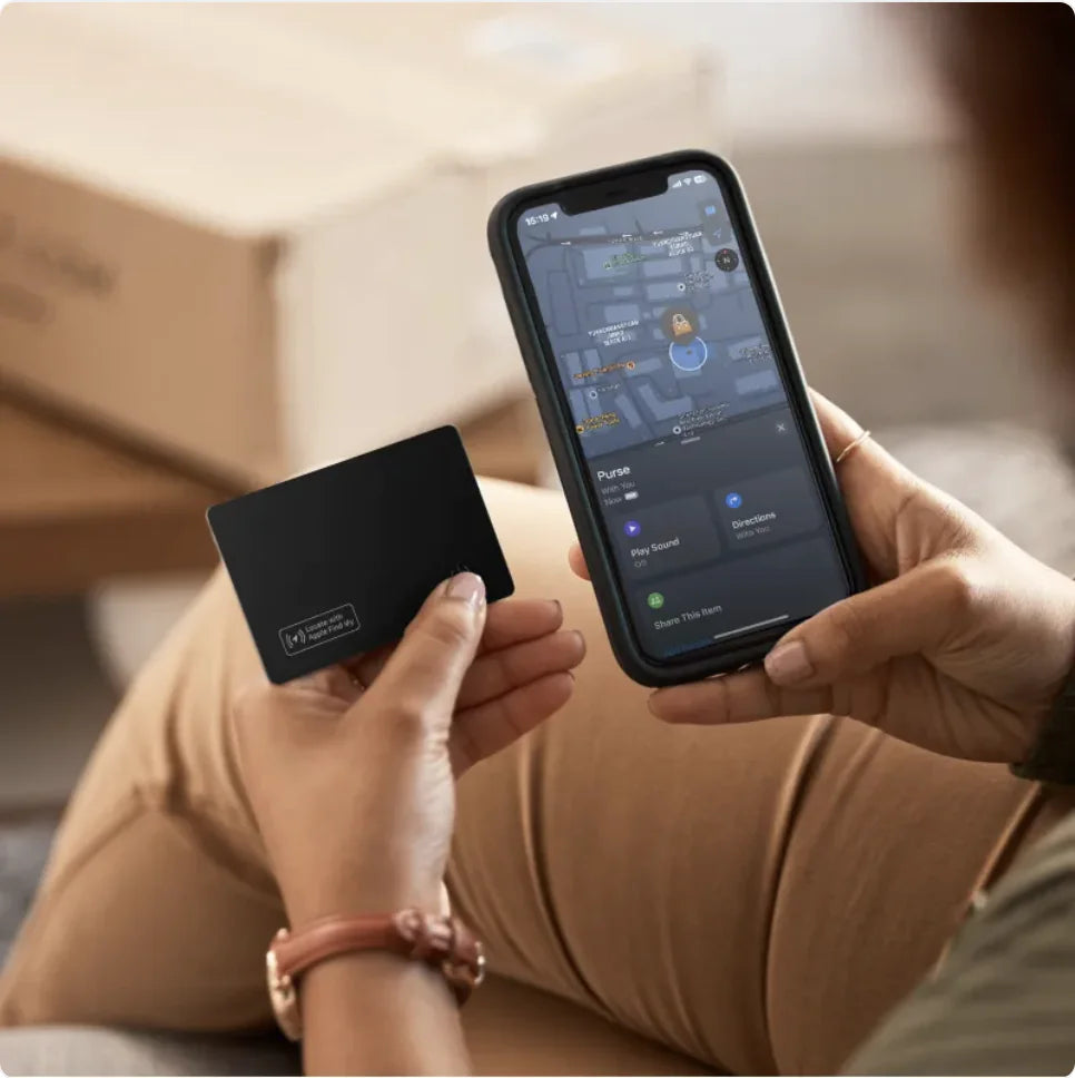 LumoraCard — The Slimmest Wireless Wallet Tracker